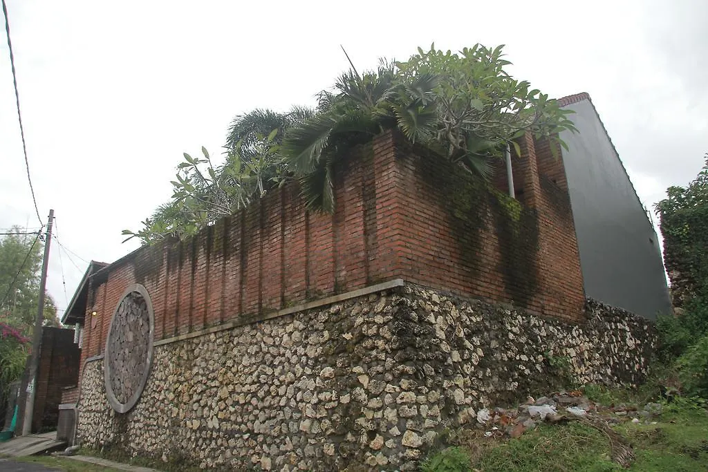 Villa Dayins Uluwatu  Indonesia